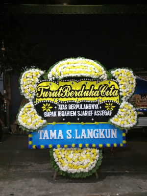 Papan Bunga Duka di Poga